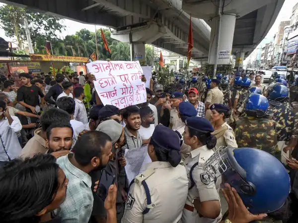 NEET Protest Victory Bihar FIR Withdrawal
